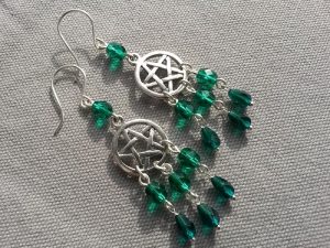 Långa pentagram örhängen grönblått i gothic stil