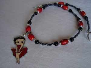 Pärlhalsband Betty Boop