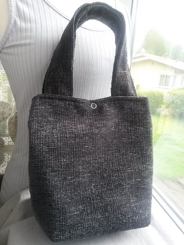 Antracitgrå handväska i chenille