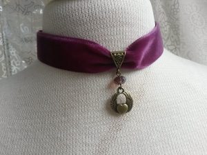 Choker halsband goth lila sammet hjärta vingar vintage