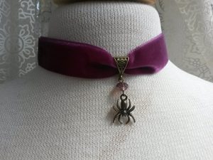 Choker halsband goth lila sammet spindel vintage